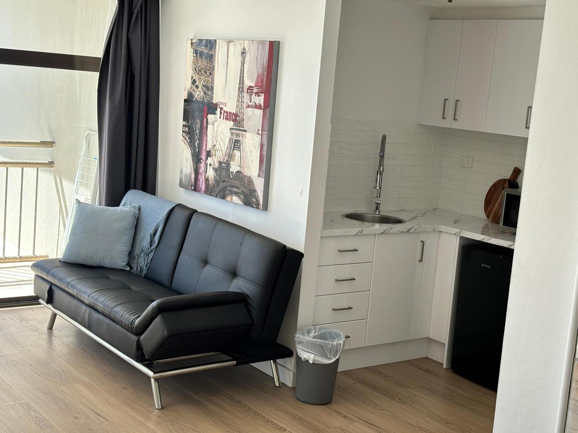 Unit 2 - Spectacular Sea Views In Surfers Paradise Голд-Кост Экстерьер фото